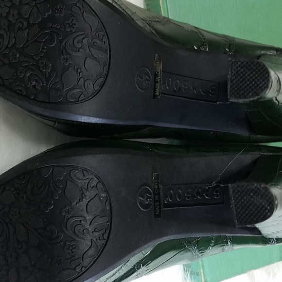 Bamboo - Picture 6 of 7